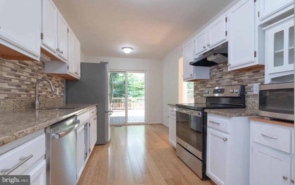 6120 Old Brentford Court - Photo 31