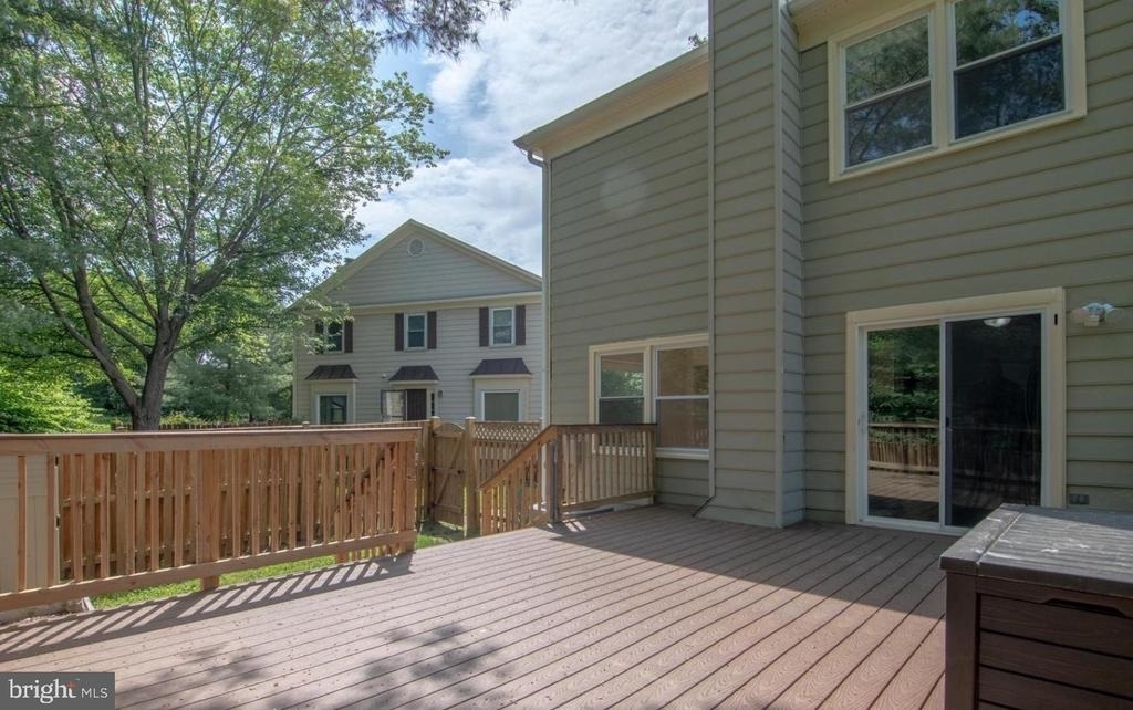 6120 Old Brentford Court - Photo 46