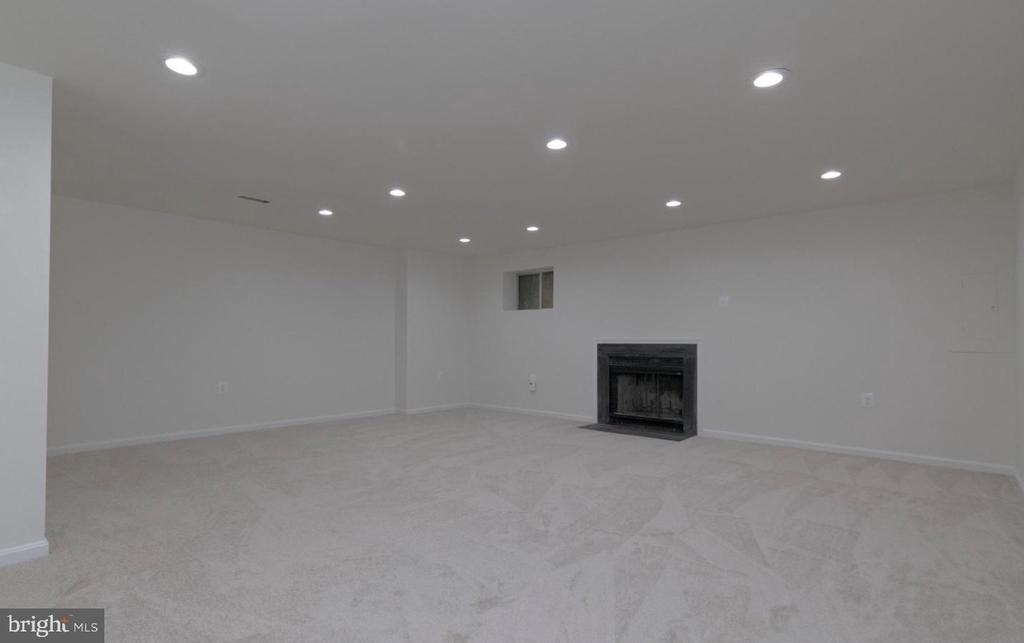 6120 Old Brentford Court - Photo 40