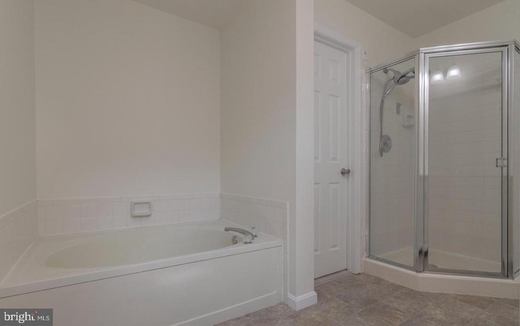 6120 Old Brentford Court - Photo 14