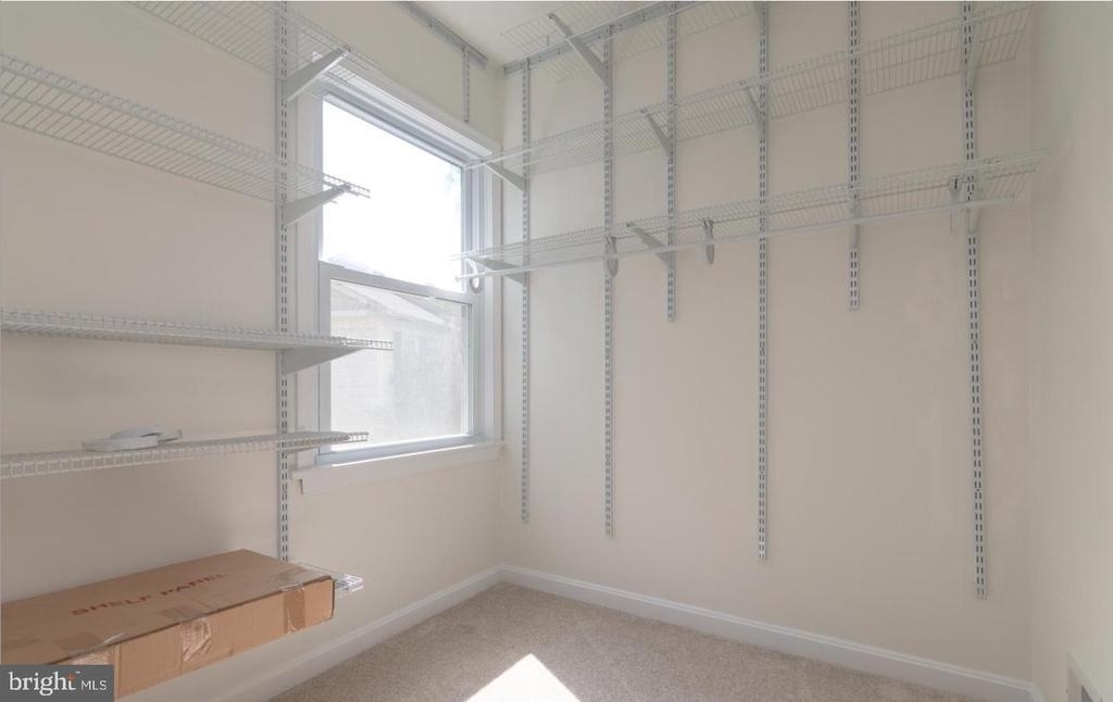 6120 Old Brentford Court - Photo 10