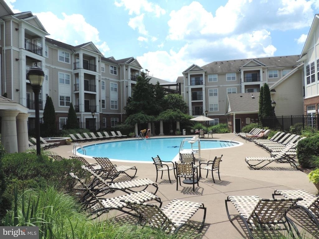 12941 Centre Park Circle - Photo 1