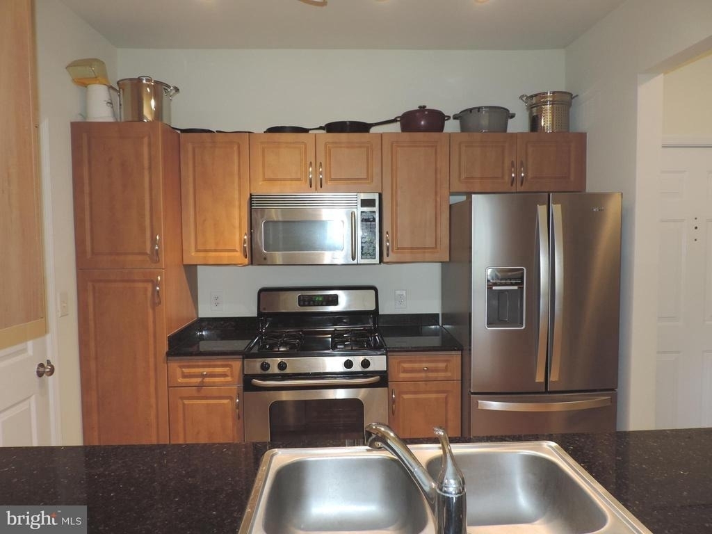 12941 Centre Park Circle - Photo 2
