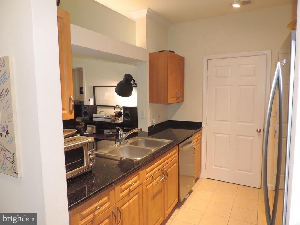 12941 Centre Park Circle - Photo 3