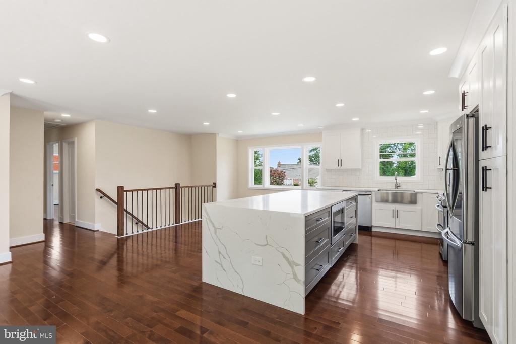 8118 Ainsworth - Photo 14