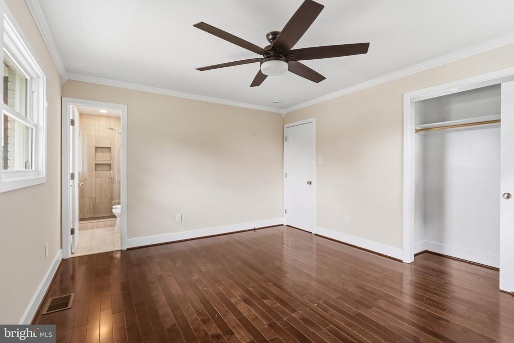 8118 Ainsworth - Photo 9