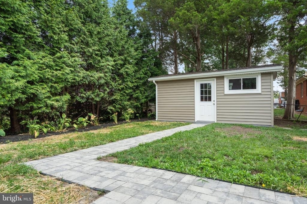8118 Ainsworth - Photo 43