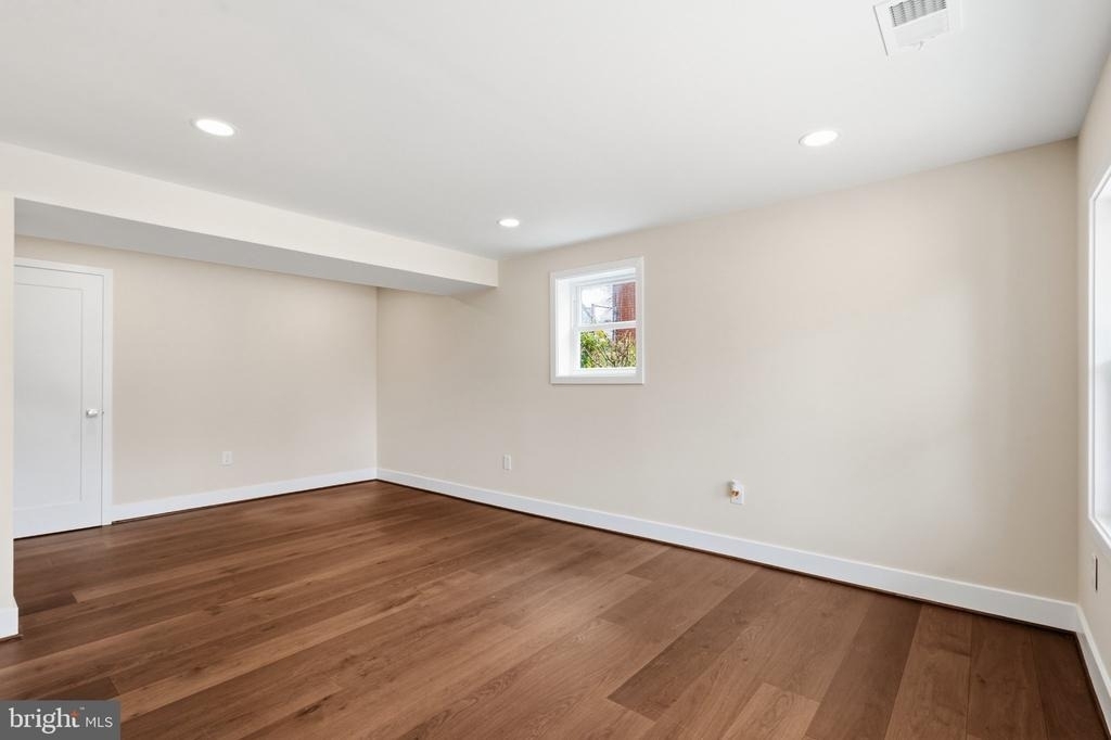 8118 Ainsworth - Photo 31