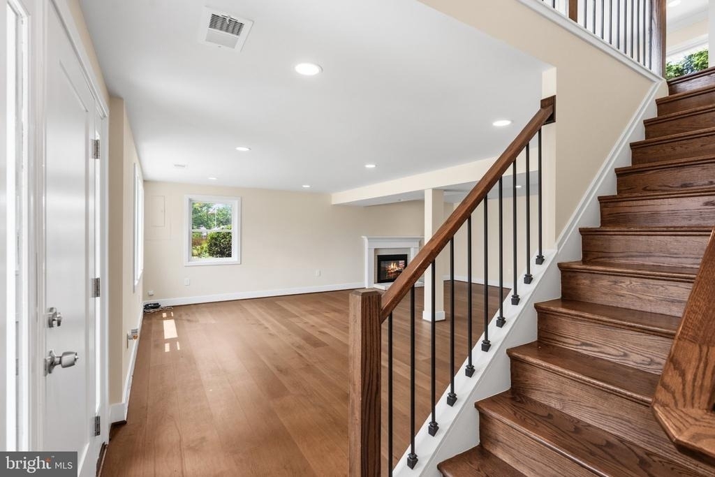8118 Ainsworth - Photo 34