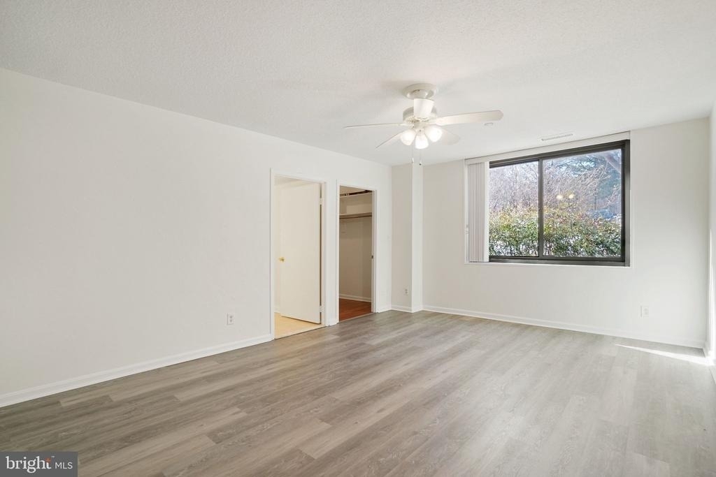 3713 S George Mason Drive - Photo 21