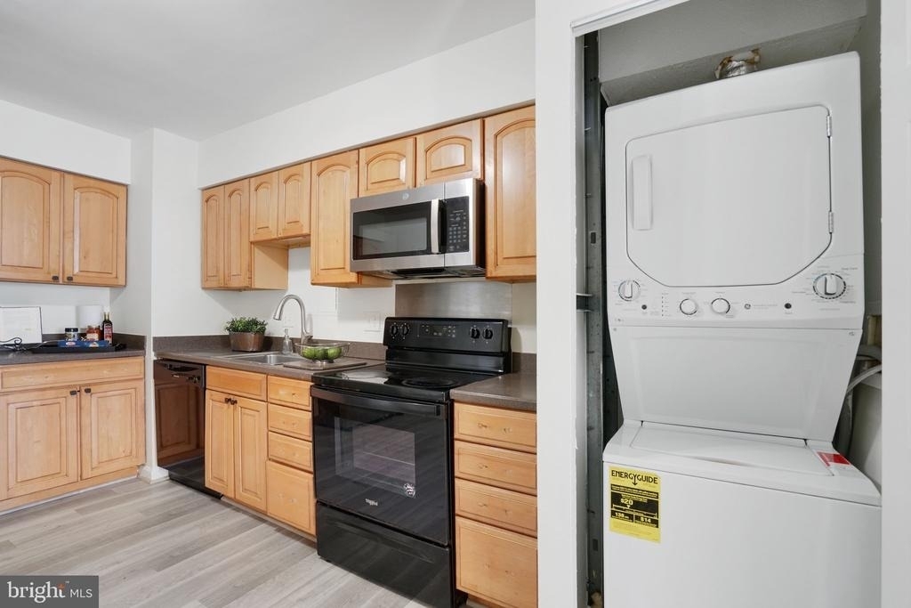 3713 S George Mason Drive - Photo 7