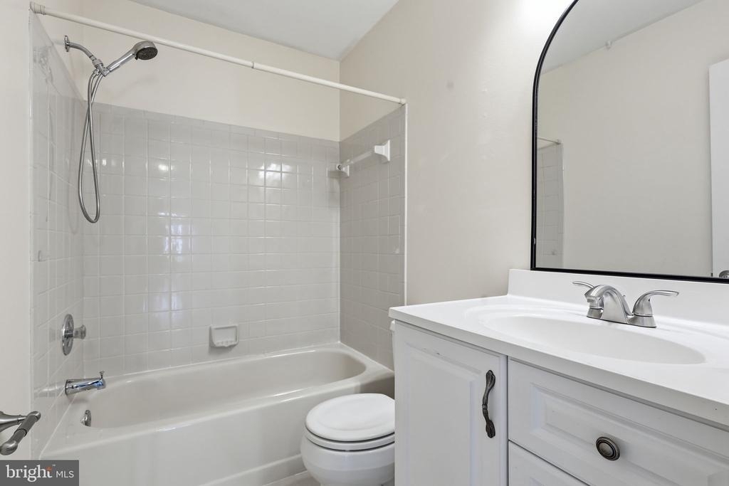 7690 Green Garland Drive - Photo 13