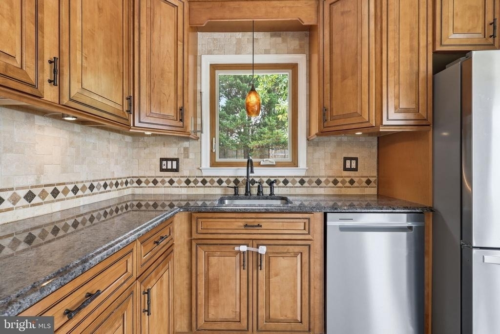 7690 Green Garland Drive - Photo 6