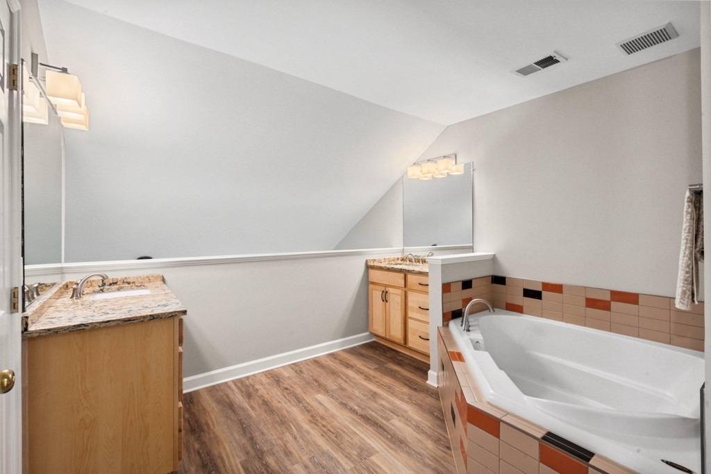 1319 Vintage Place - Photo 9