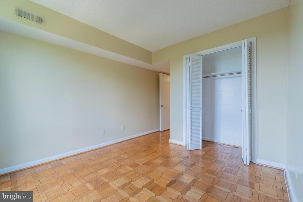 805 N Howard Street N - Photo 19