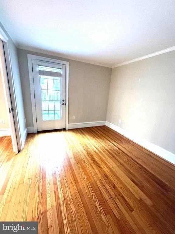 1602 Spruce Street - Photo 8