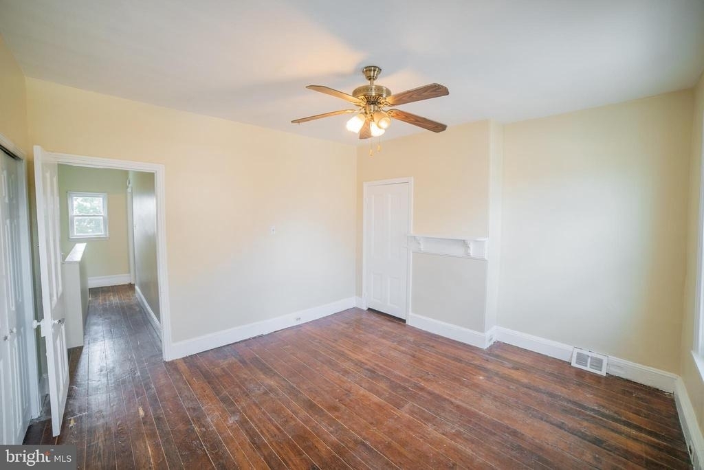 2427 E Allegheny Avenue - Photo 5