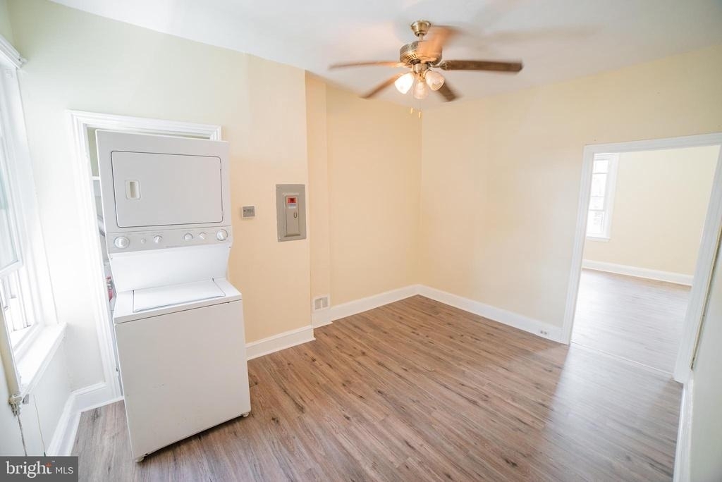 2427 E Allegheny Avenue - Photo 9