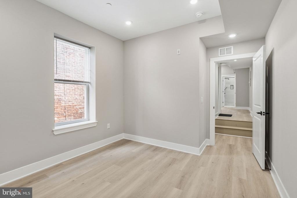 856 N 19th Street - Photo 12