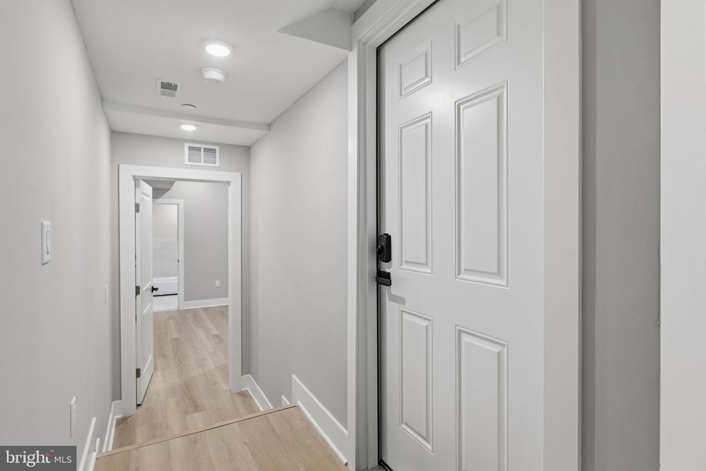 856 N 19th Street - Photo 9