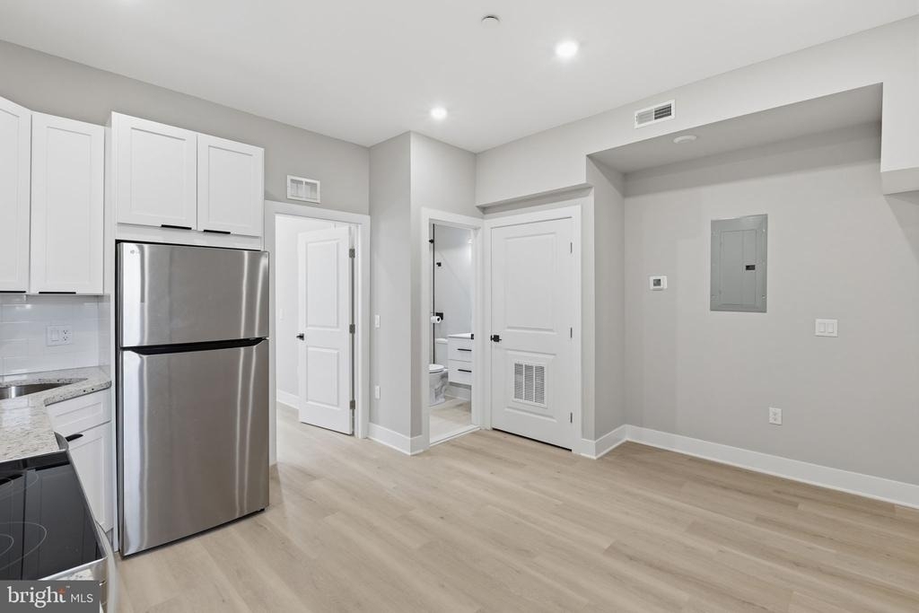 856 N 19th Street - Photo 4