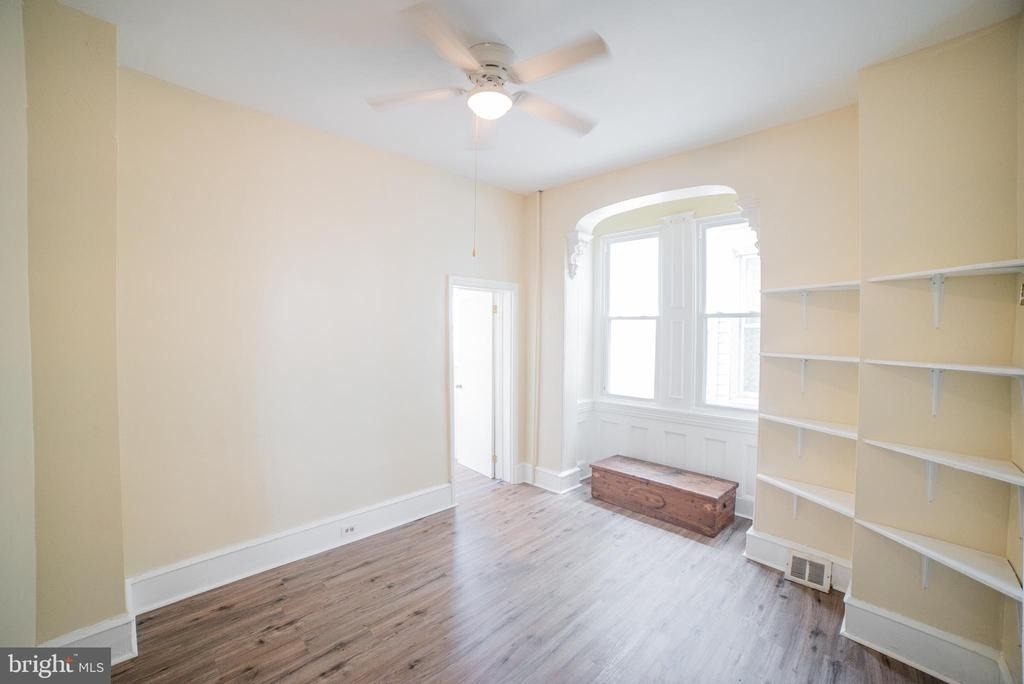 2427 E Allegheny Avenue - Photo 8