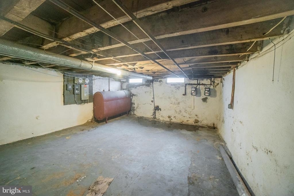 2427 E Allegheny Avenue - Photo 18