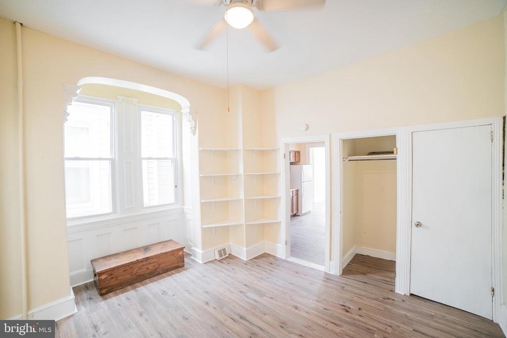 2427 E Allegheny Avenue - Photo 9