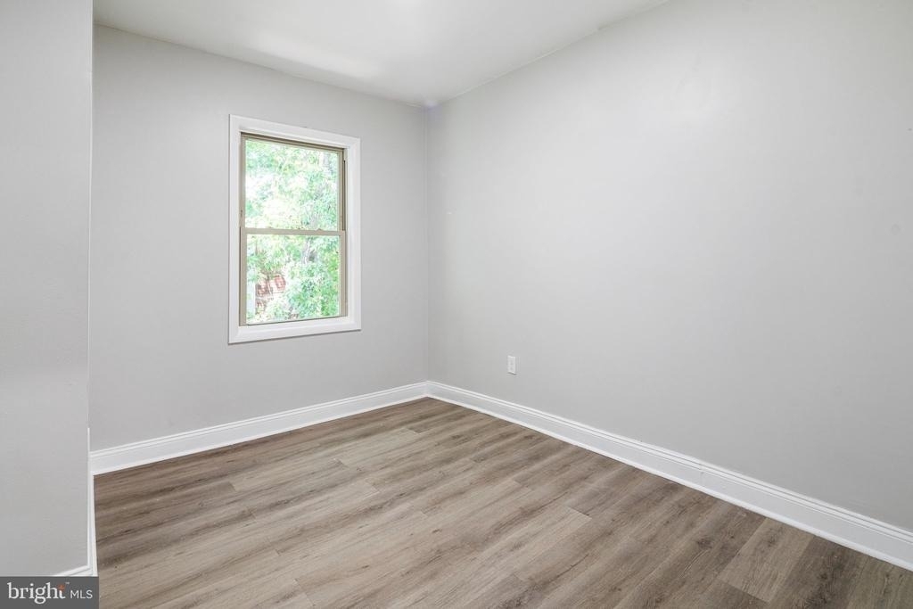 3857 Wyalusing Avenue - Photo 7
