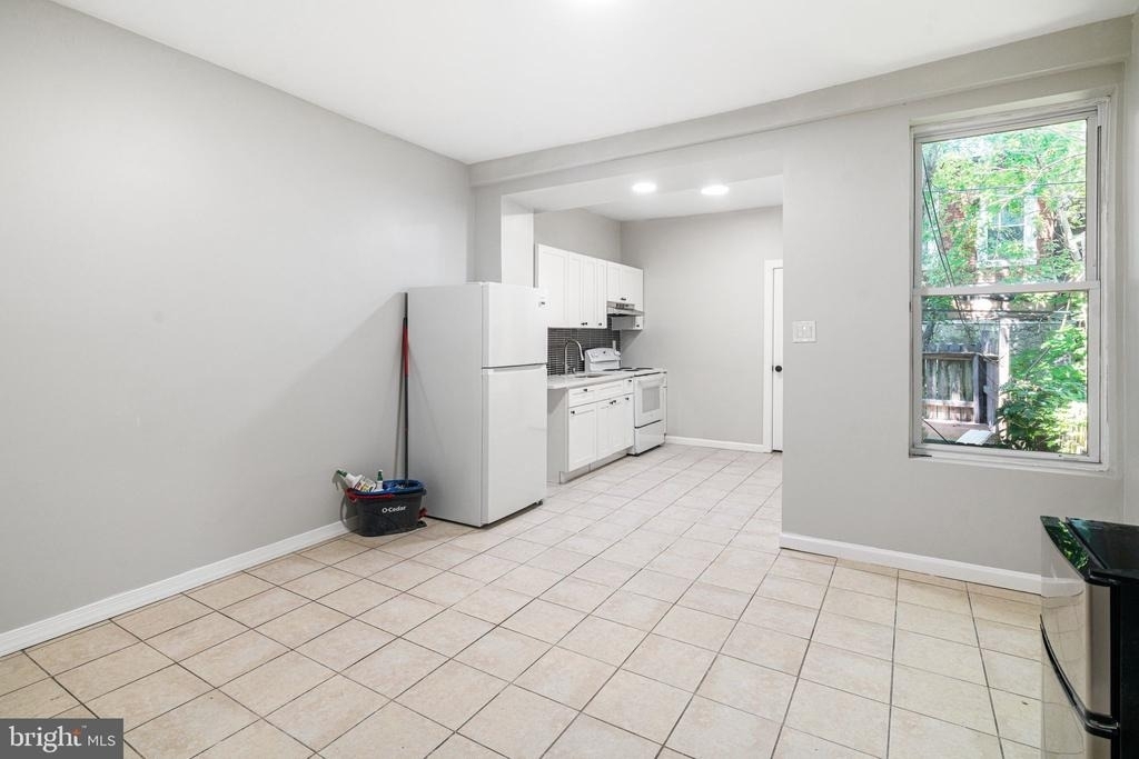 3857 Wyalusing Avenue - Photo 2
