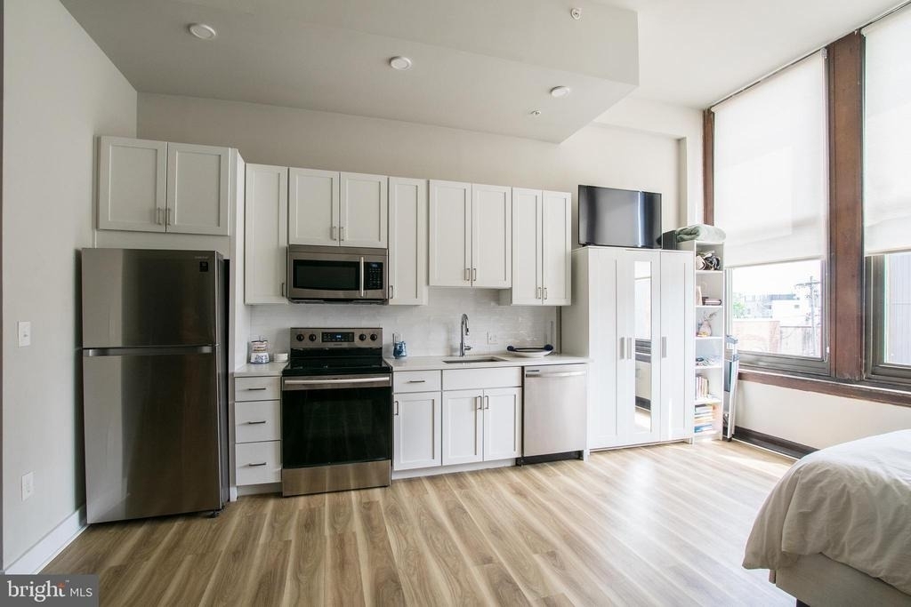 1300 S 19th Street - Photo 2