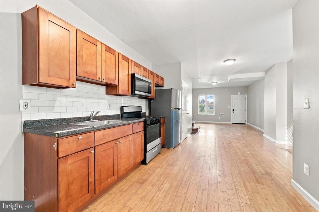 1551 N Allison Street - Photo 8