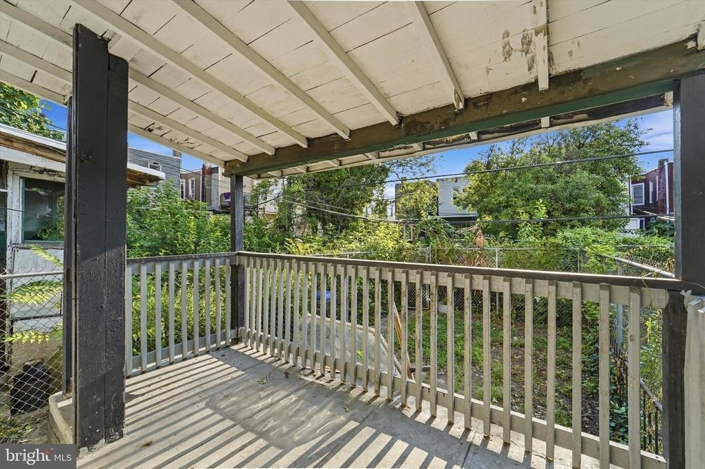 1551 N Allison Street - Photo 23