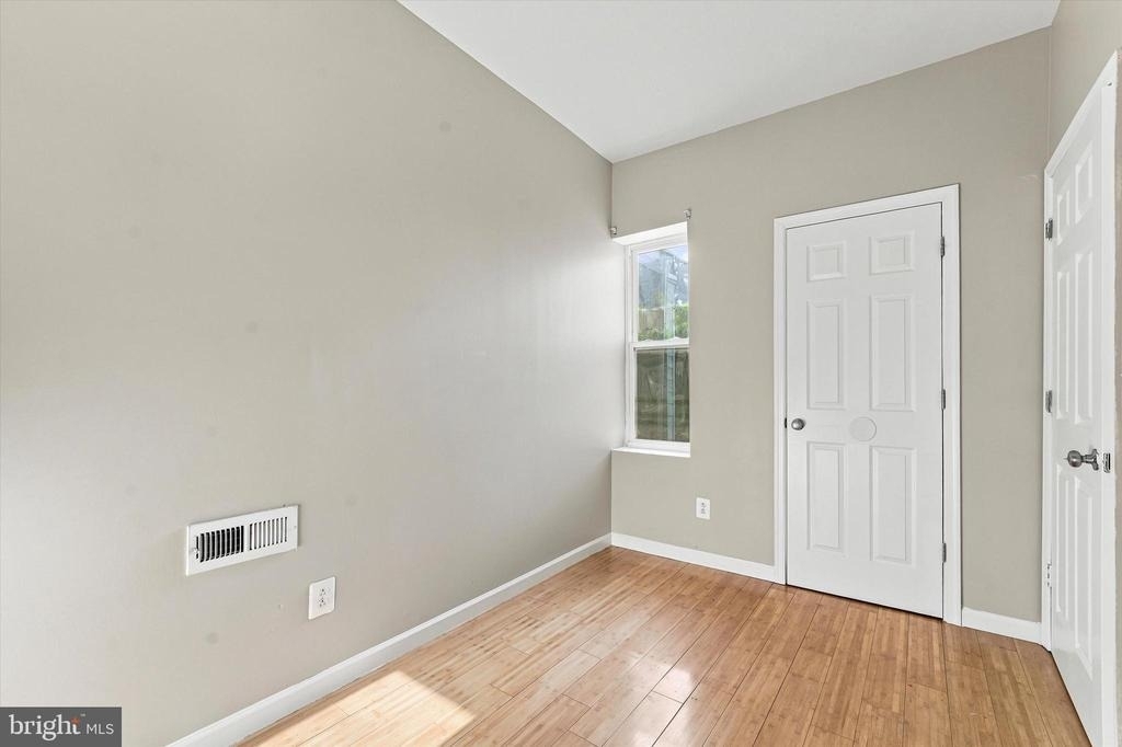 1551 N Allison Street - Photo 19