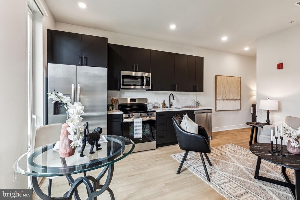 6910 Ridge Avenue - Photo 2