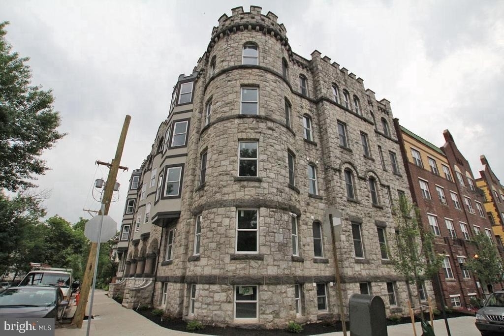 400 S 45th Street - Photo 10
