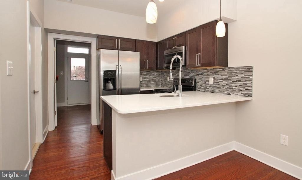 400 S 45th Street - Photo 1
