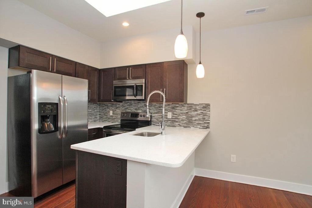400 S 45th Street - Photo 3