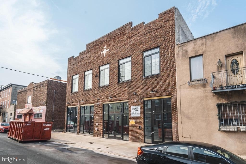 719 Dickinson Street - Photo 0