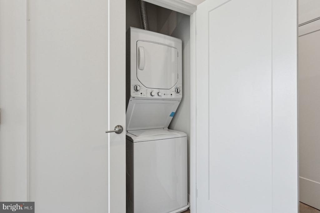 130 W Girard Avenue - Photo 21
