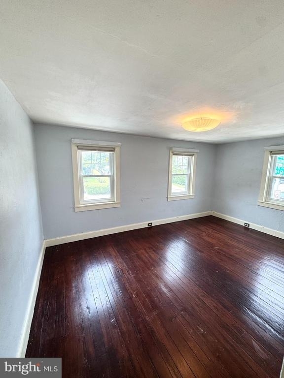 150 E Hartwell Lane - Photo 14