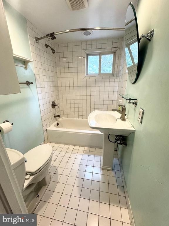 150 E Hartwell Lane - Photo 18