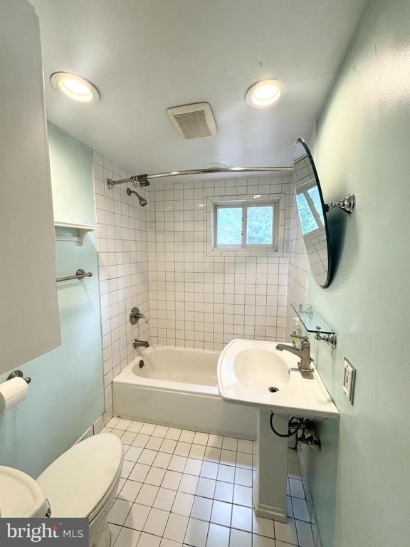 150 E Hartwell Lane - Photo 19