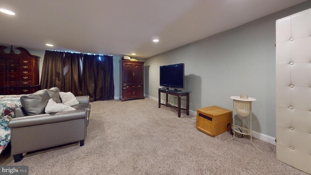 8902 Blue Grass Road - Photo 52