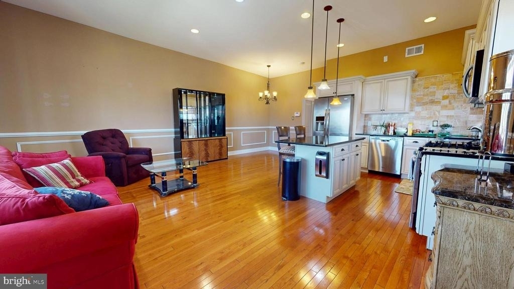 8902 Blue Grass Road - Photo 4