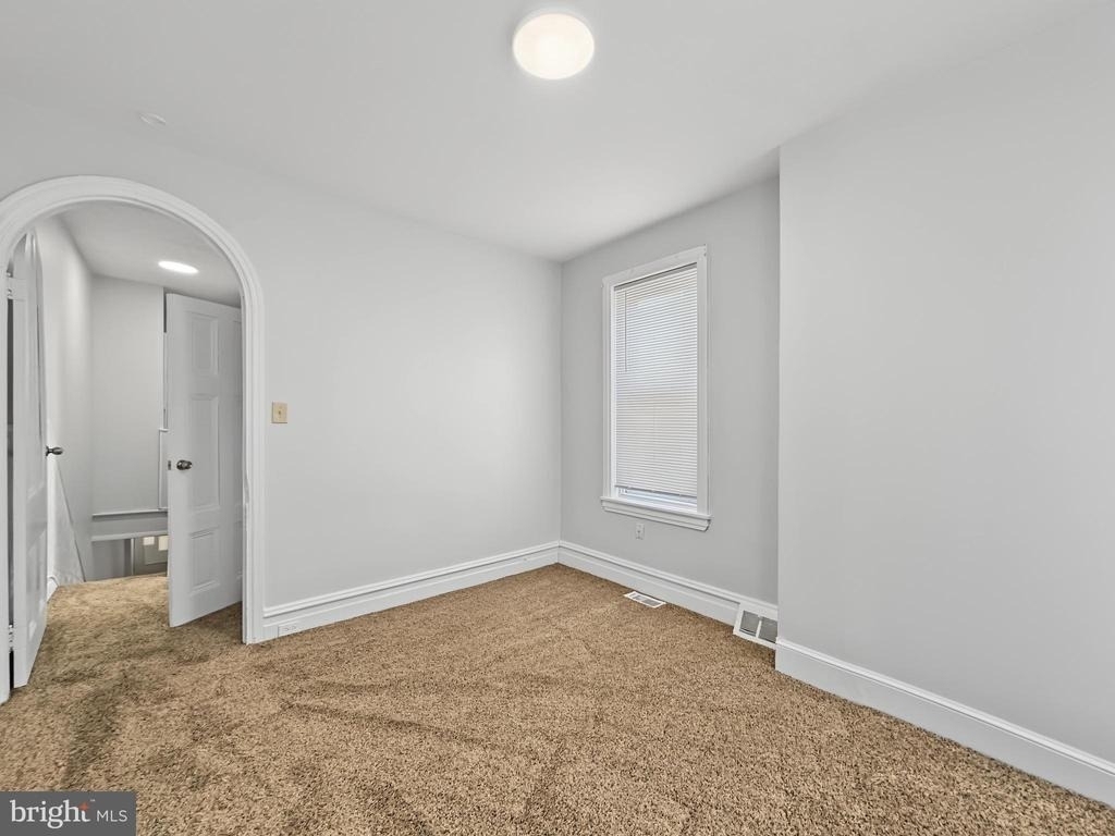 2023 N Gratz Street - Photo 19