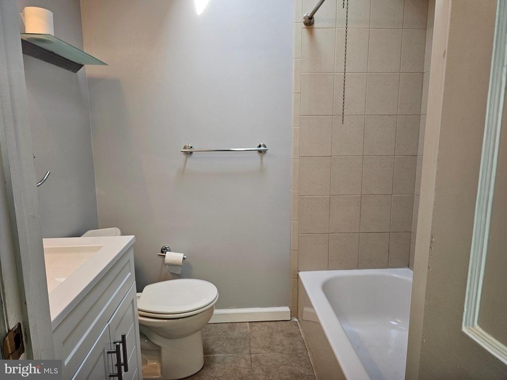 1521 W End Drive - Photo 8