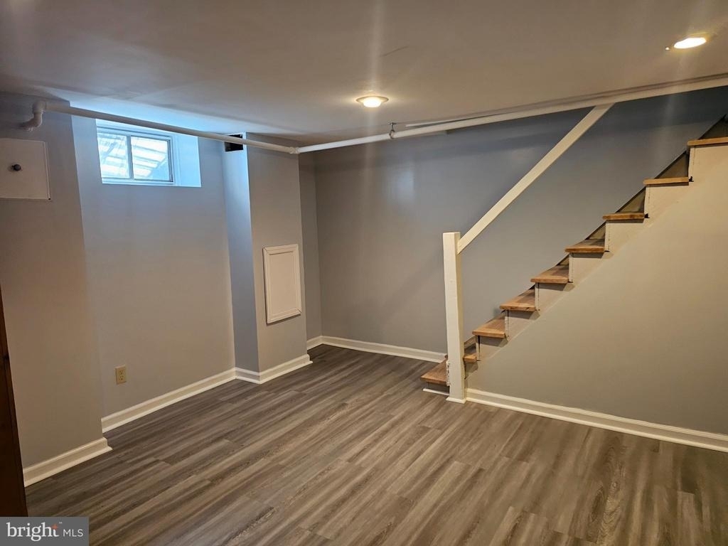 1521 W End Drive - Photo 12
