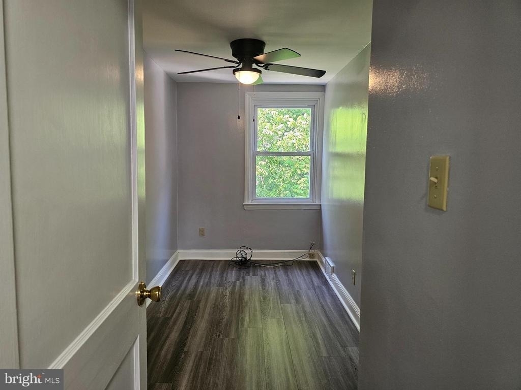 1521 W End Drive - Photo 10