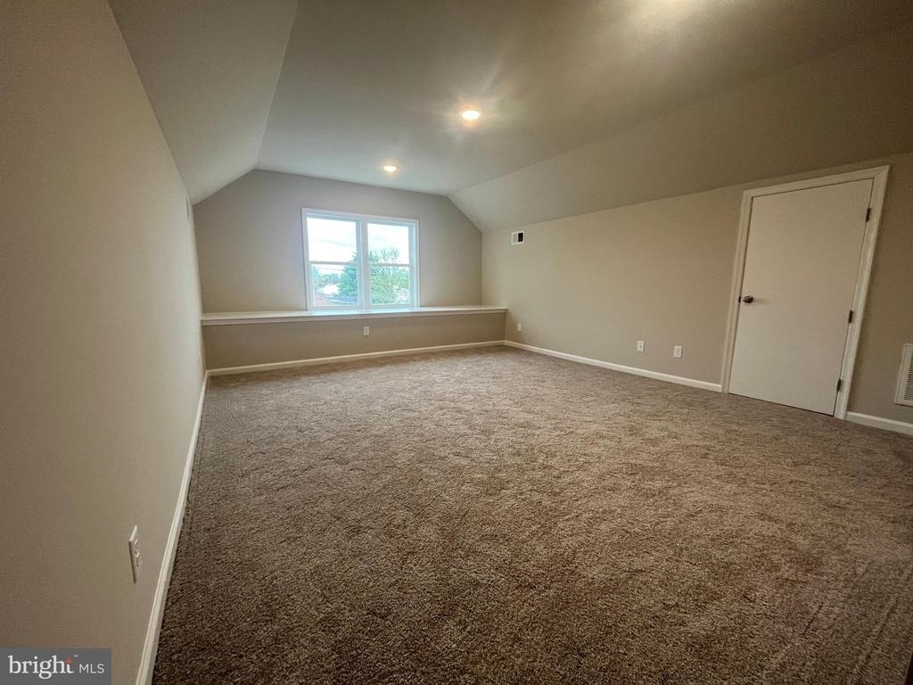 300 Harrison Avenue - Photo 18